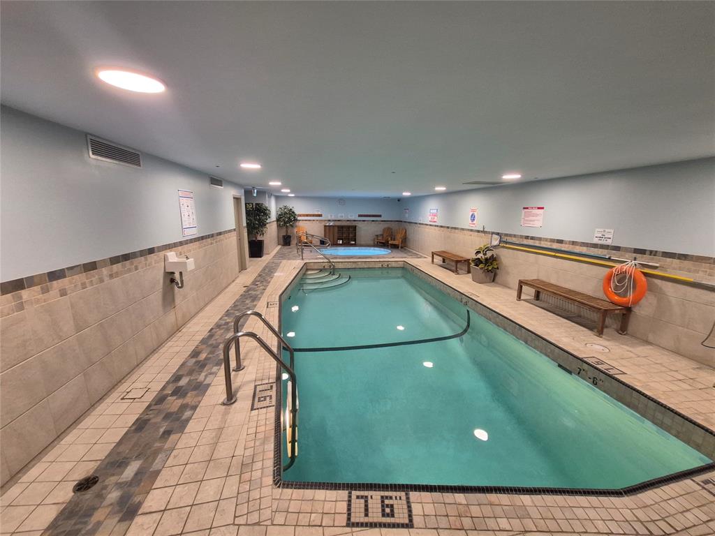 #236 – 4220 Gateway Drive