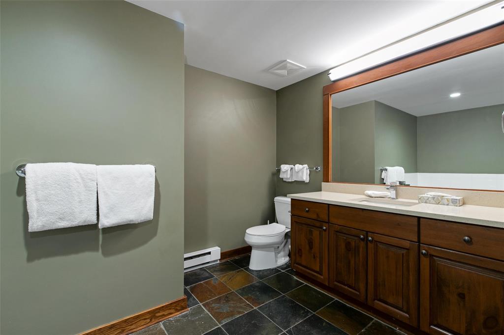 #310G2 – 4653 Blackcomb Way