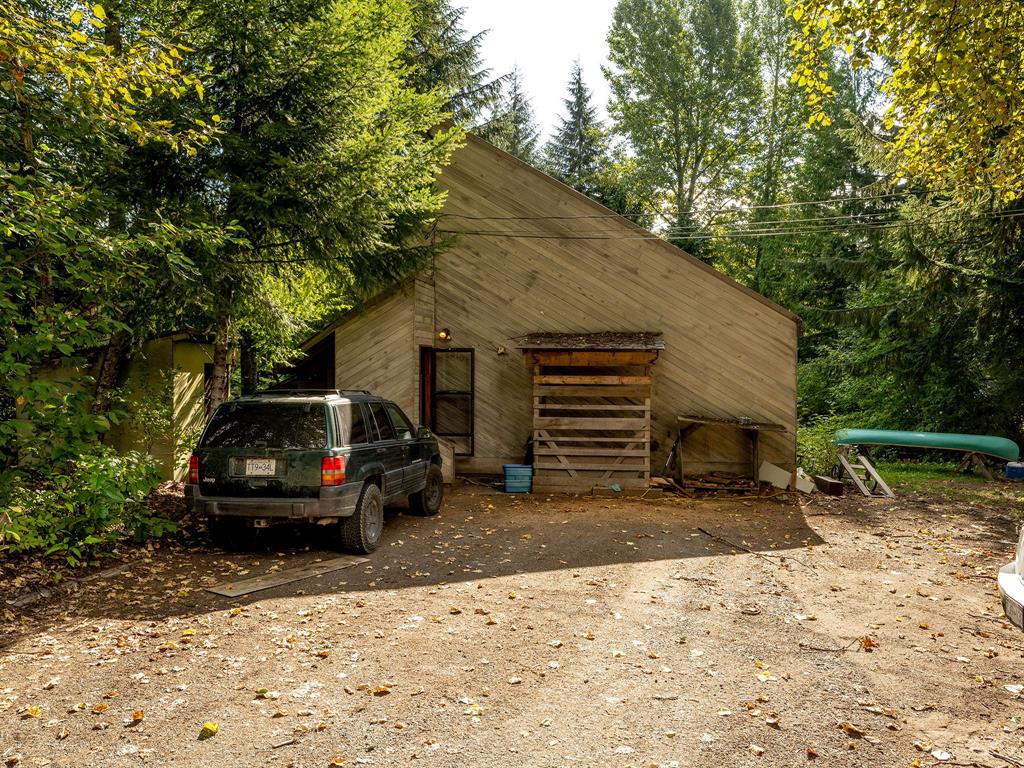 8109 Cedar Springs Road