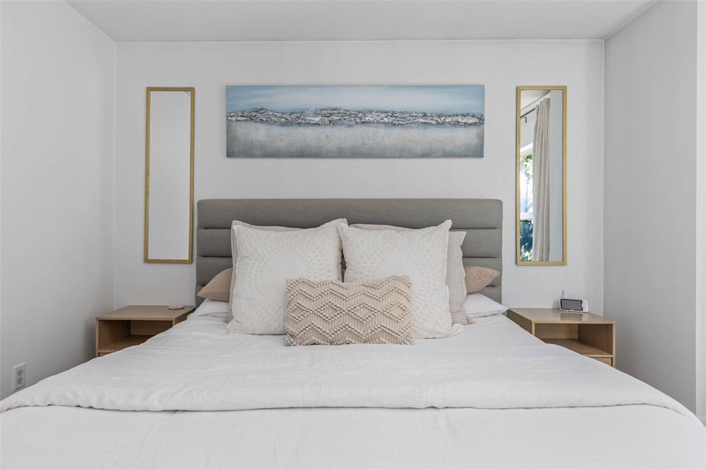 #33 – 7410 Flint Street