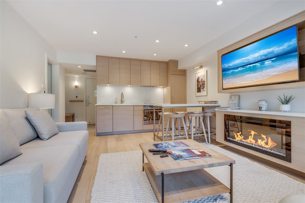 #417 – 4557 Blackcomb Way