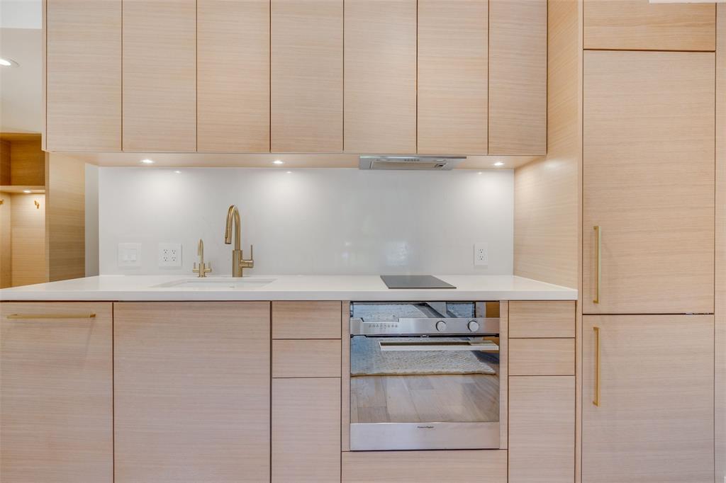 #417 – 4557 Blackcomb Way