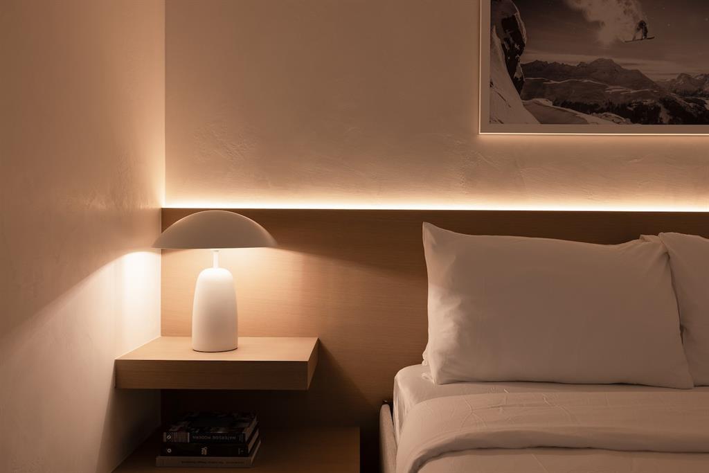 #215 – 4360 Lorimer Road