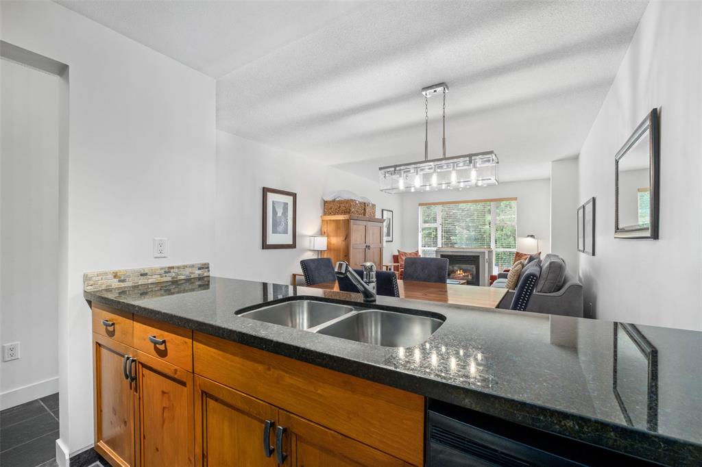 #218/219 – 4573 Chateau Boulevard