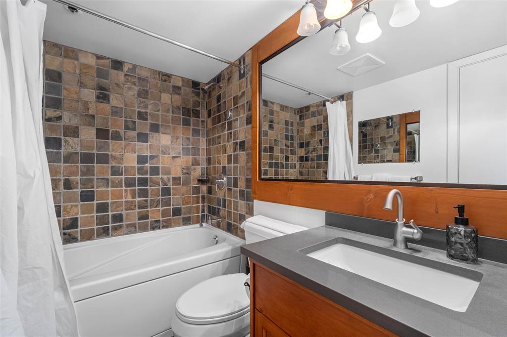 #218/219 – 4573 Chateau Boulevard