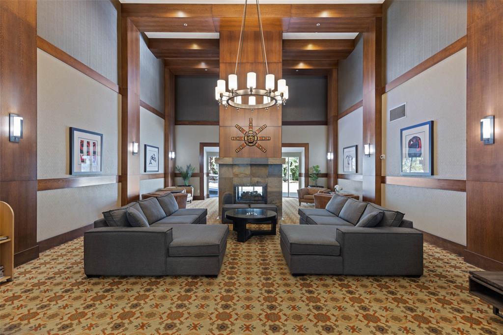 #218/219 – 4573 Chateau Boulevard