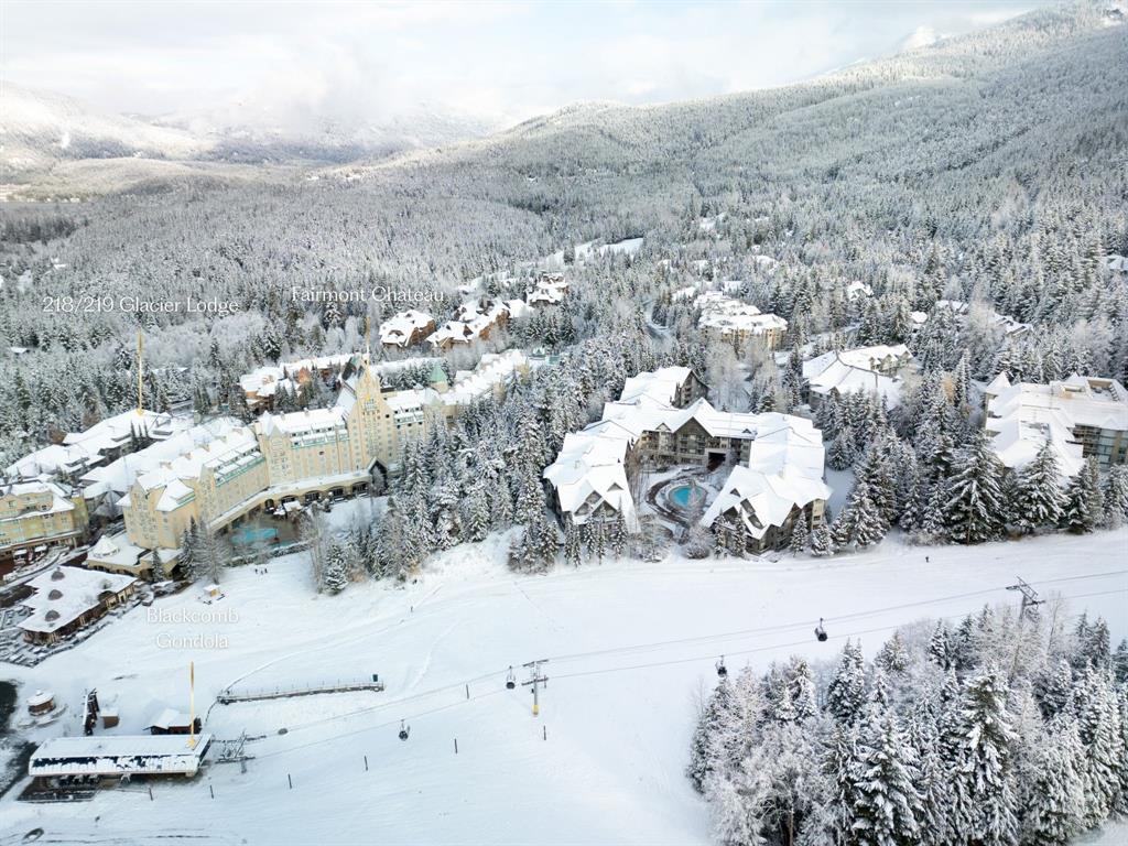 #218/219 – 4573 Chateau Boulevard