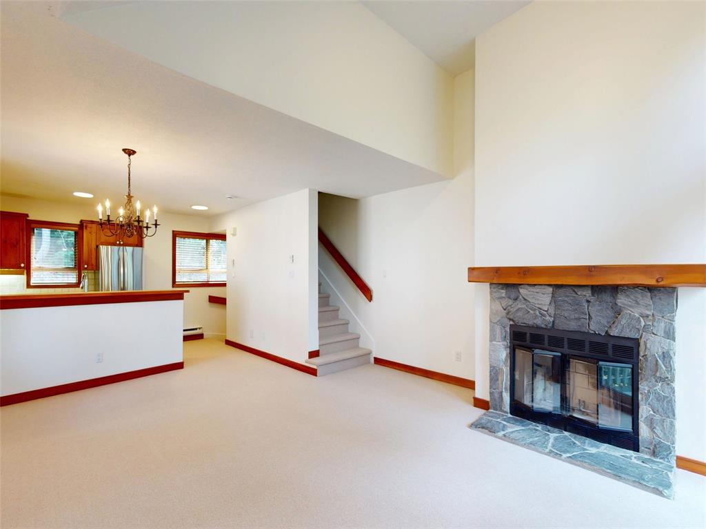 #5 – 4661 Blackcomb Way