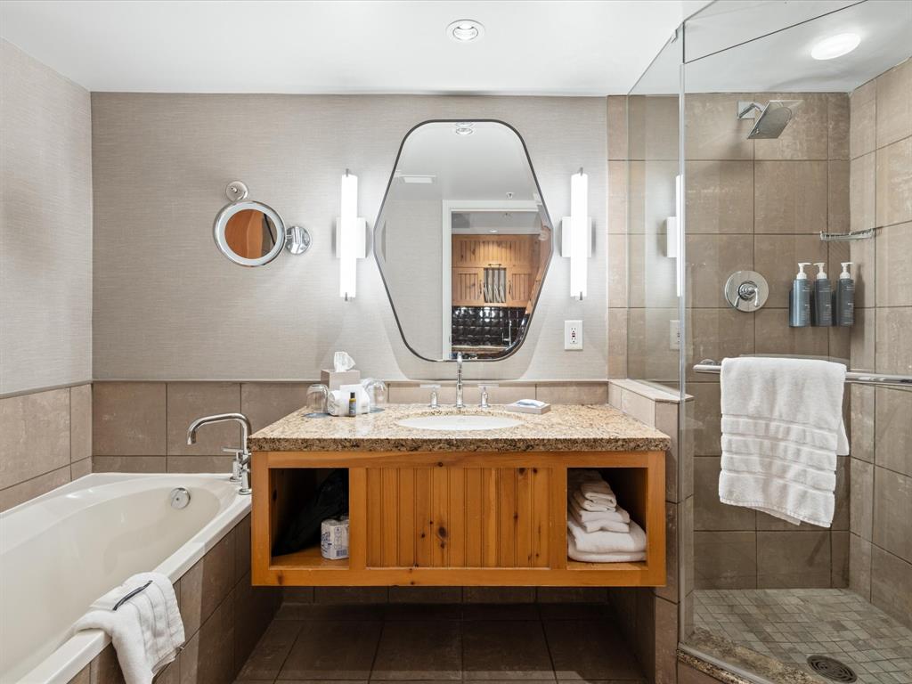 #660 – 4090 Whistler Way