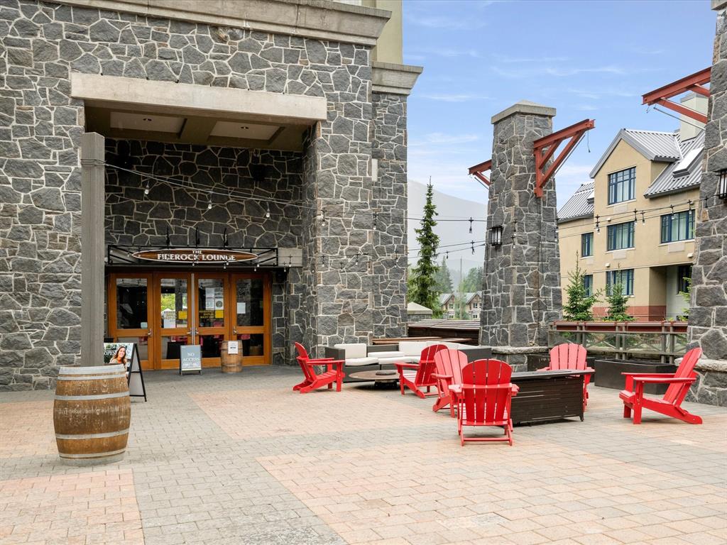 #660 – 4090 Whistler Way