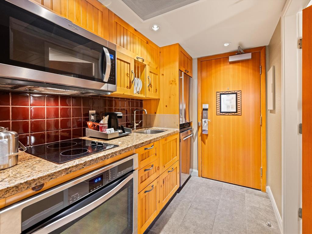 #685 – 4090 Whistler Way