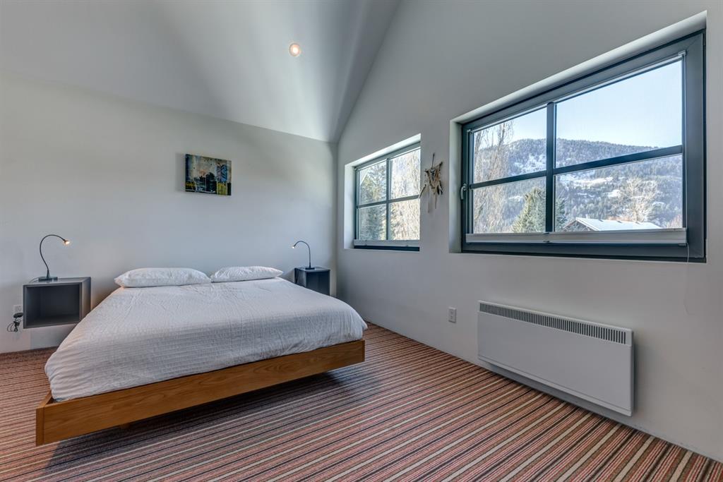 7597 Pemberton Meadows Road