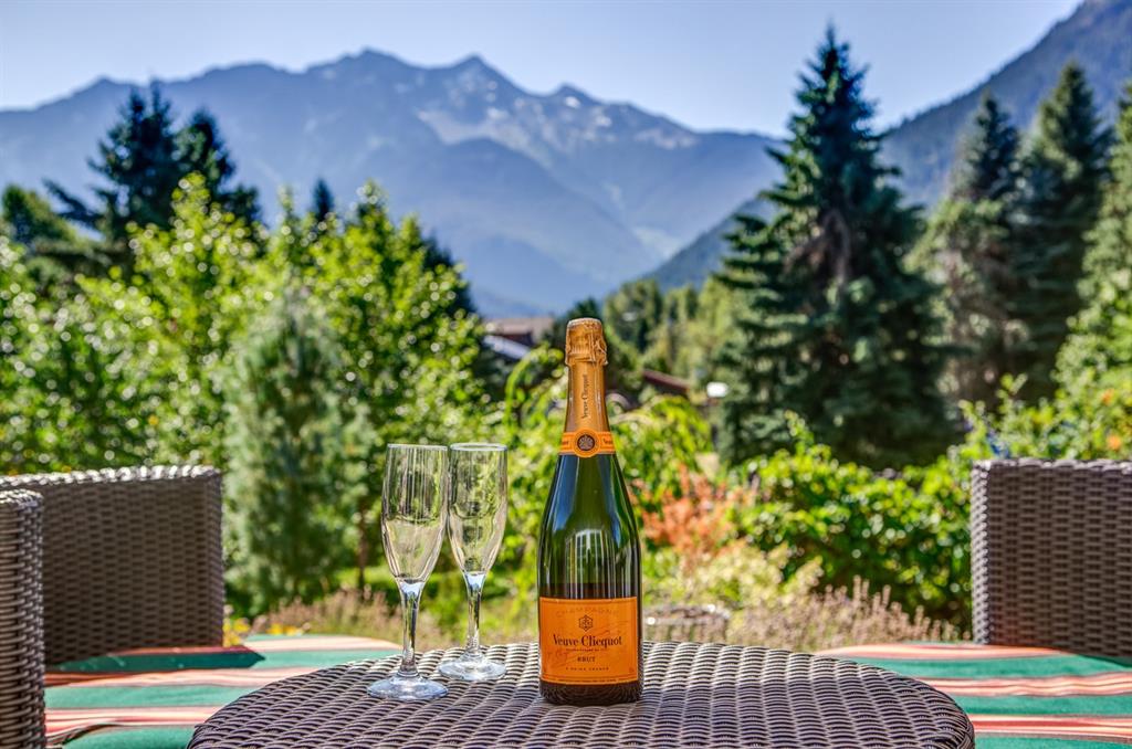 7597 Pemberton Meadows Road