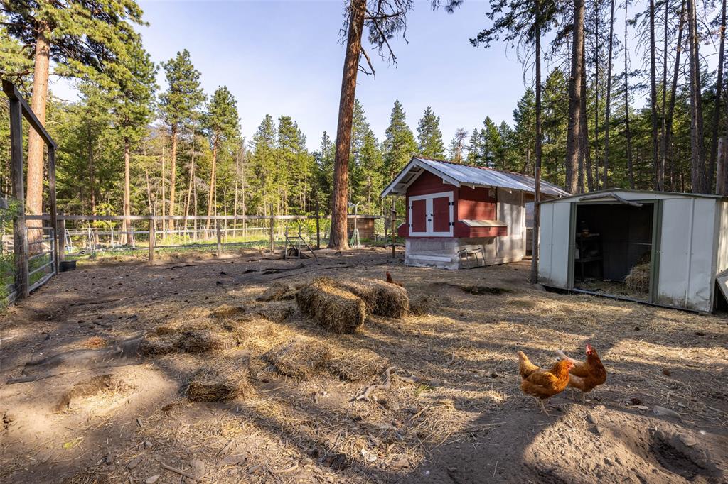 #6 – 9866 Pemberton Portage Road