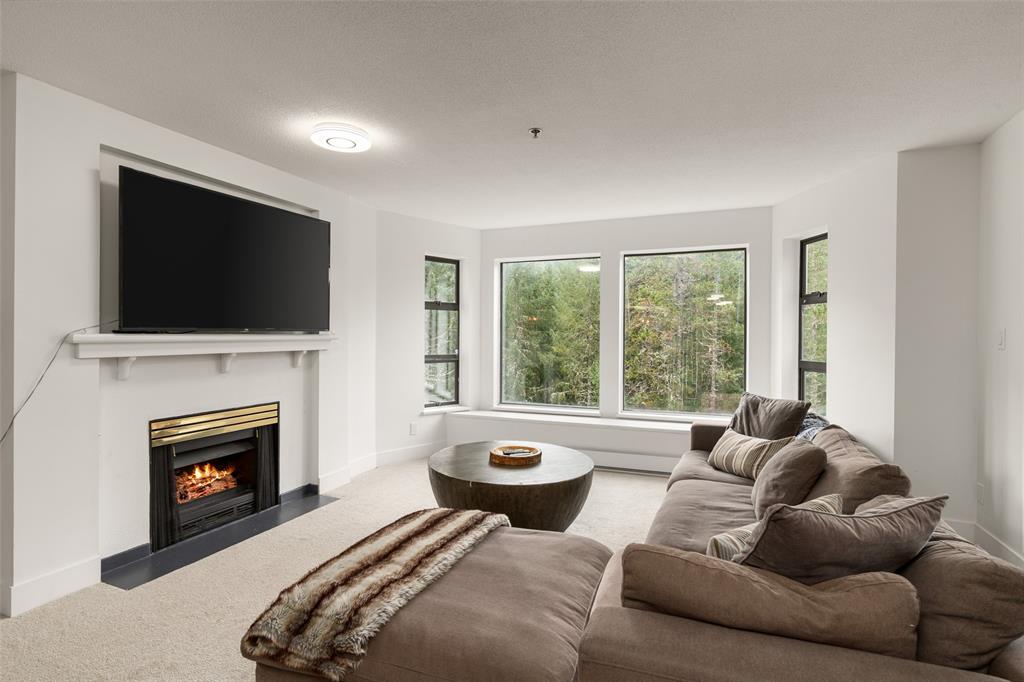 #225 – 3309 Ptarmigan Place