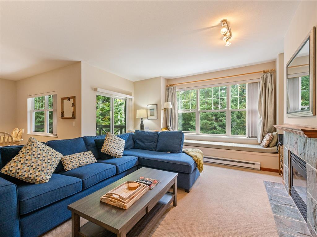 #203 – 3300 Ptarmigan Place