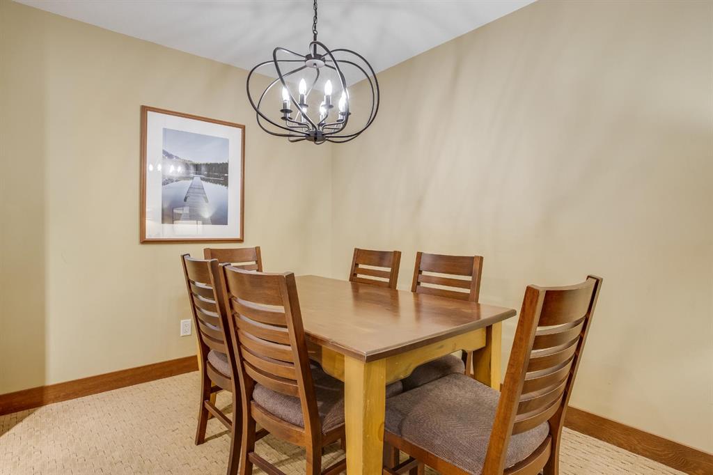 #104G2 – 4653 Blackcomb Way