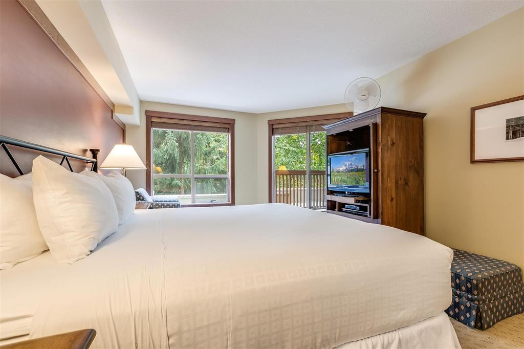 #104G2 – 4653 Blackcomb Way