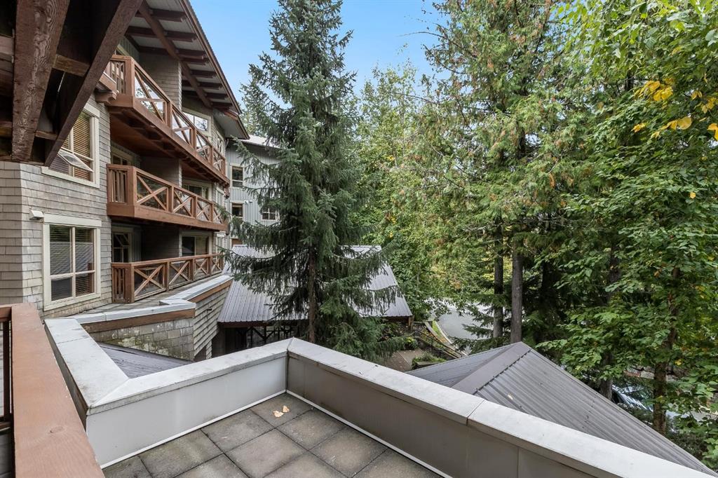 #104G2 – 4653 Blackcomb Way