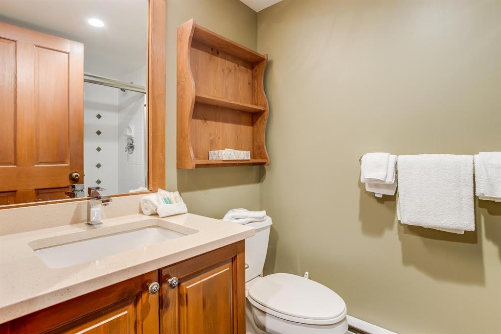 #104G2 – 4653 Blackcomb Way