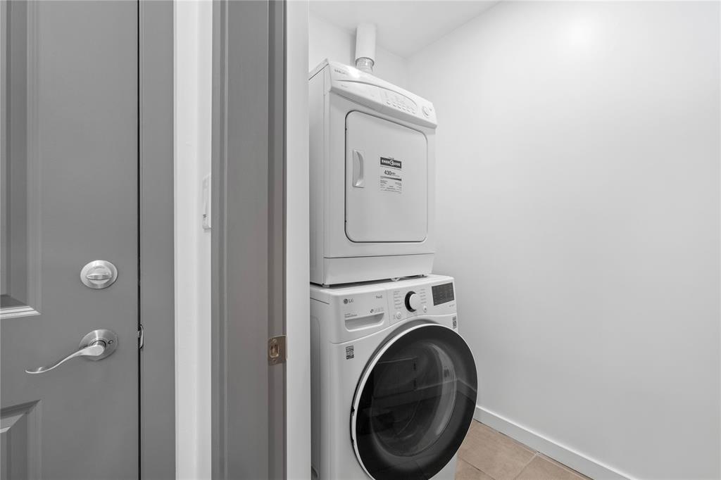 #207 – 1411 Portage Road