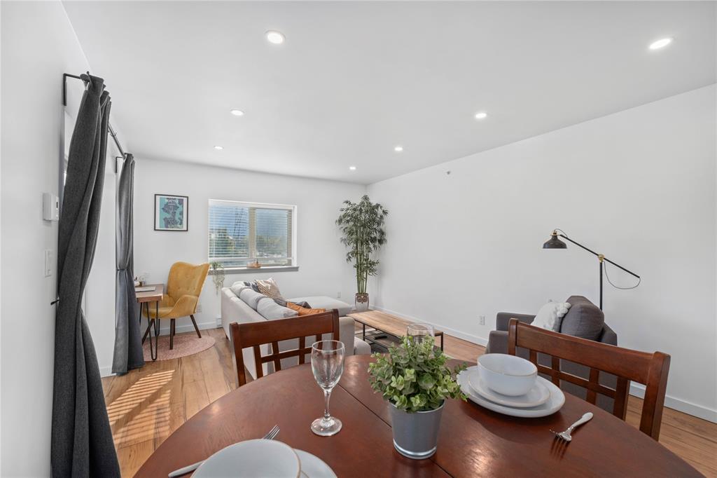 #207 – 1411 Portage Road