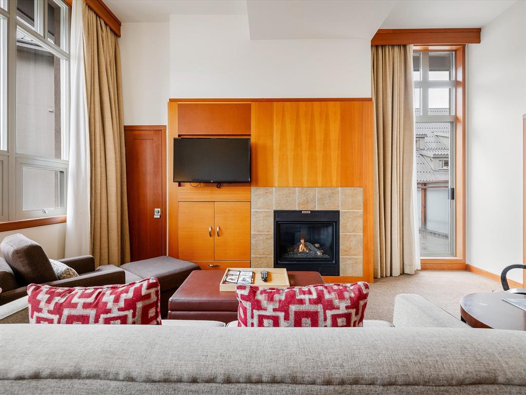 #4407 – 4299 Blackcomb Way