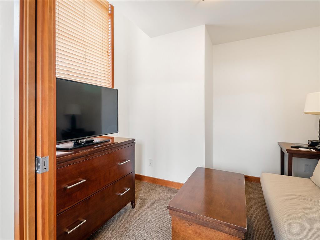 #4407 – 4299 Blackcomb Way