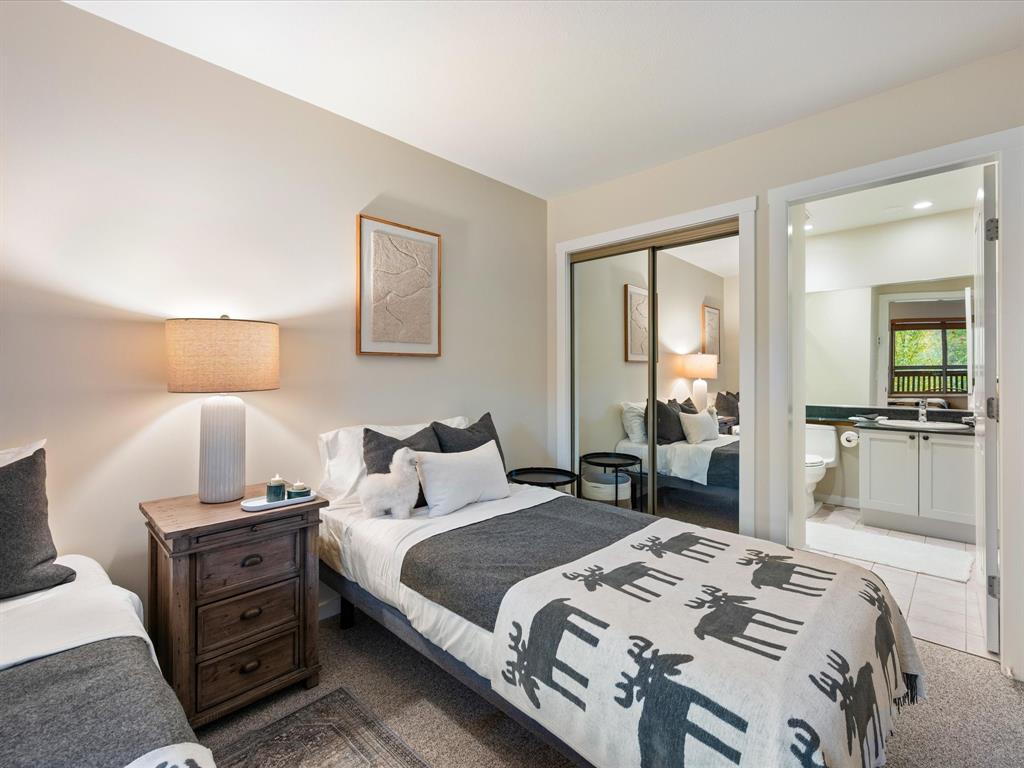 #16 – 4385 Northlands Boulevard