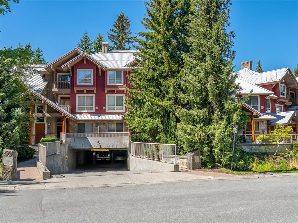 #16 – 4385 Northlands Boulevard