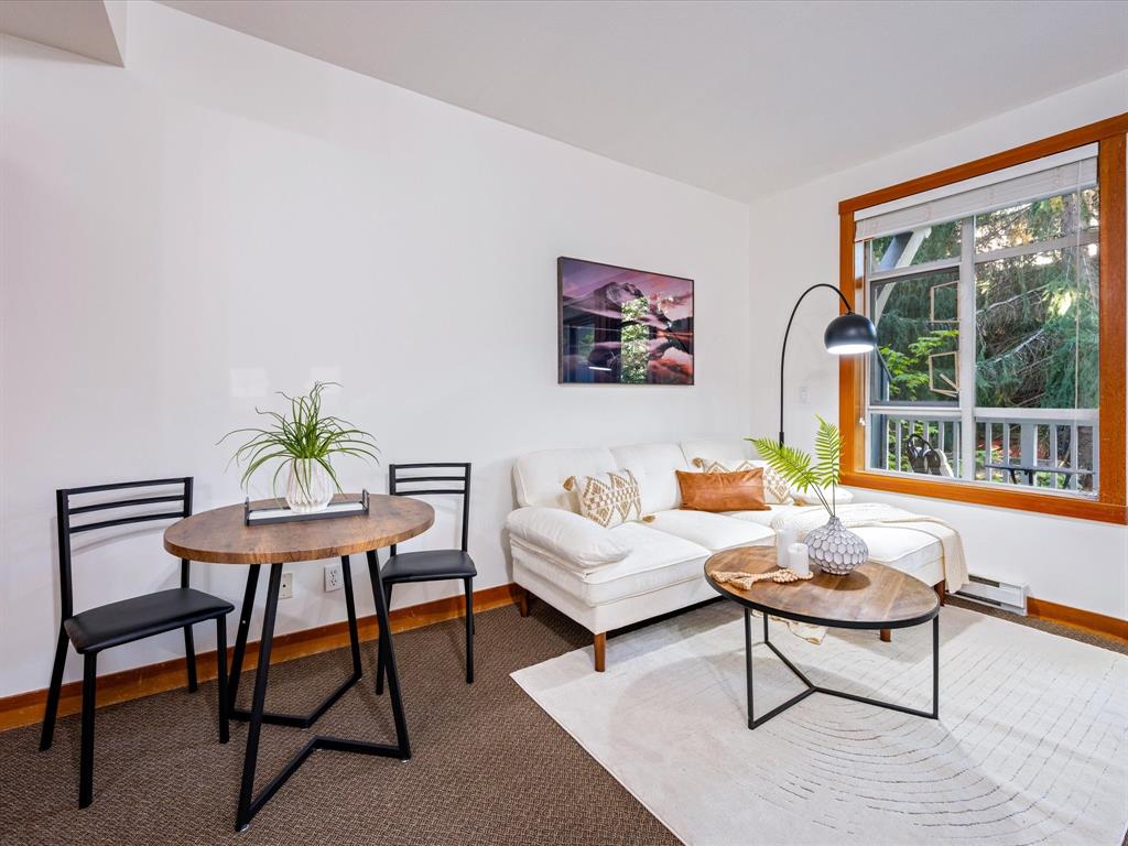 #204 – 4405 Blackcomb Way