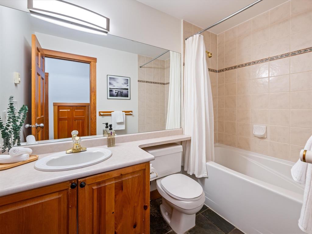 #204 – 4405 Blackcomb Way