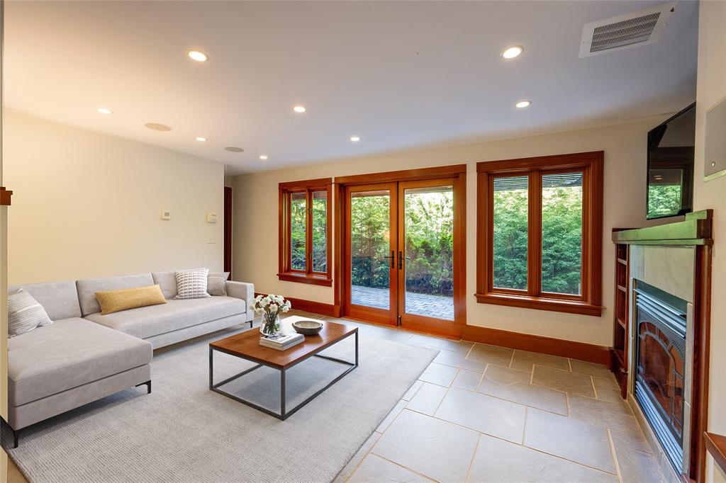 1569 Tynebridge Lane