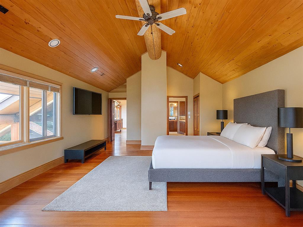 8164 Muirfield Crescent