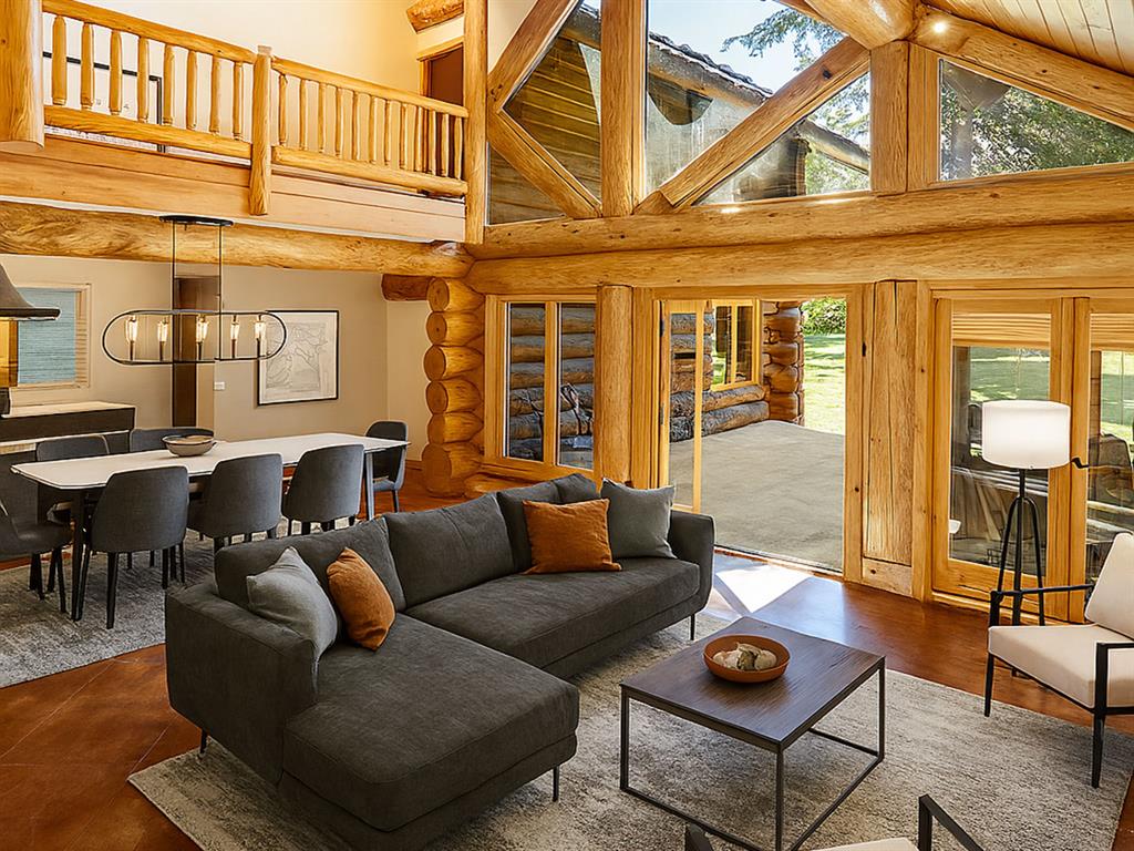 8164 Muirfield Crescent