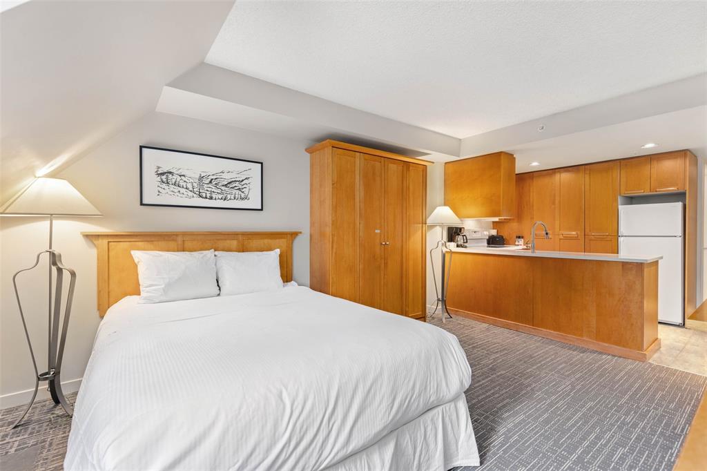 #4407 – 4295 Blackcomb Way