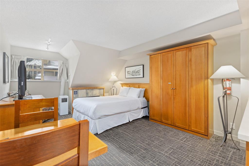 #4407 – 4295 Blackcomb Way