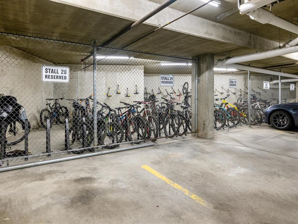 #2 – 4335 Northlands Boulevard