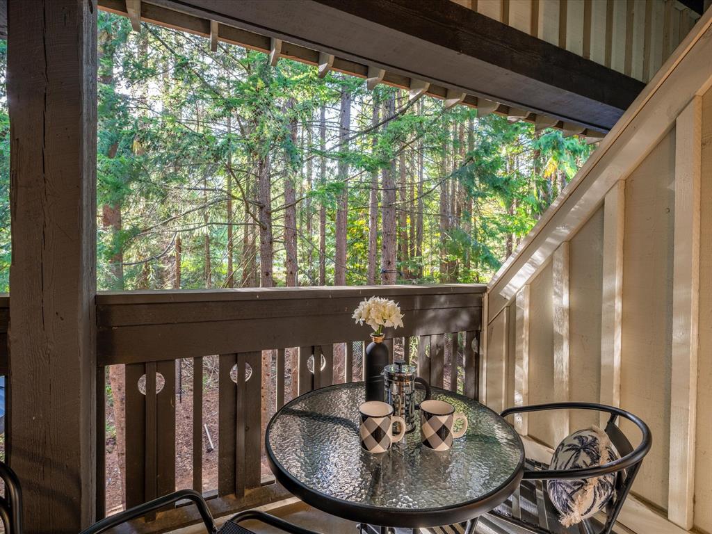 #2 – 4335 Northlands Boulevard