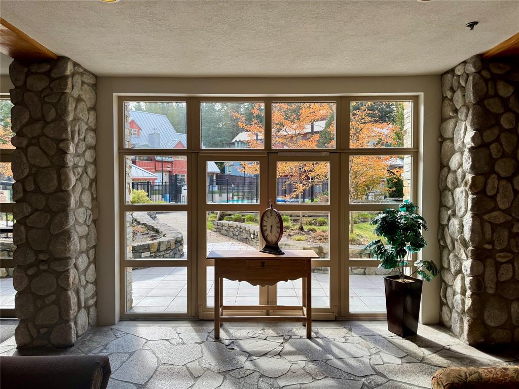 #231 – 2050 Lake Placid Road
