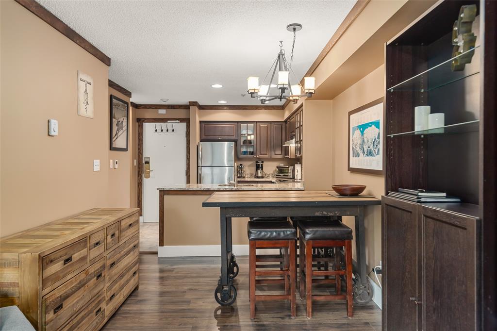 #207 – 2050 Lake Placid Road