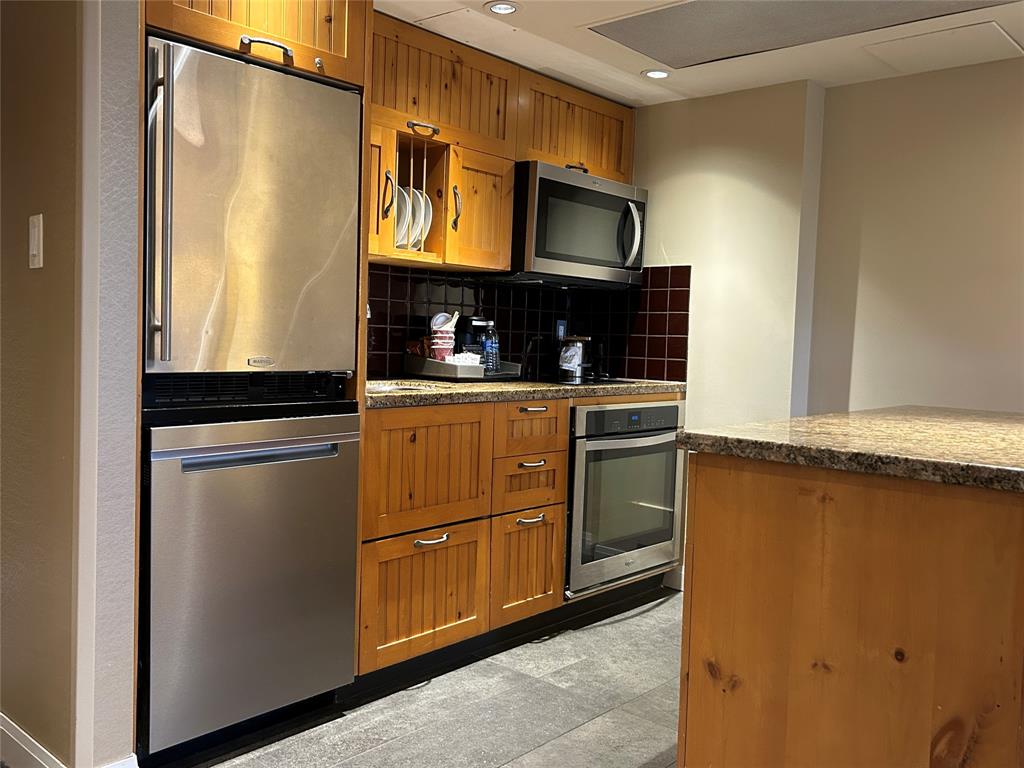 #854 – 4090 Whistler Way