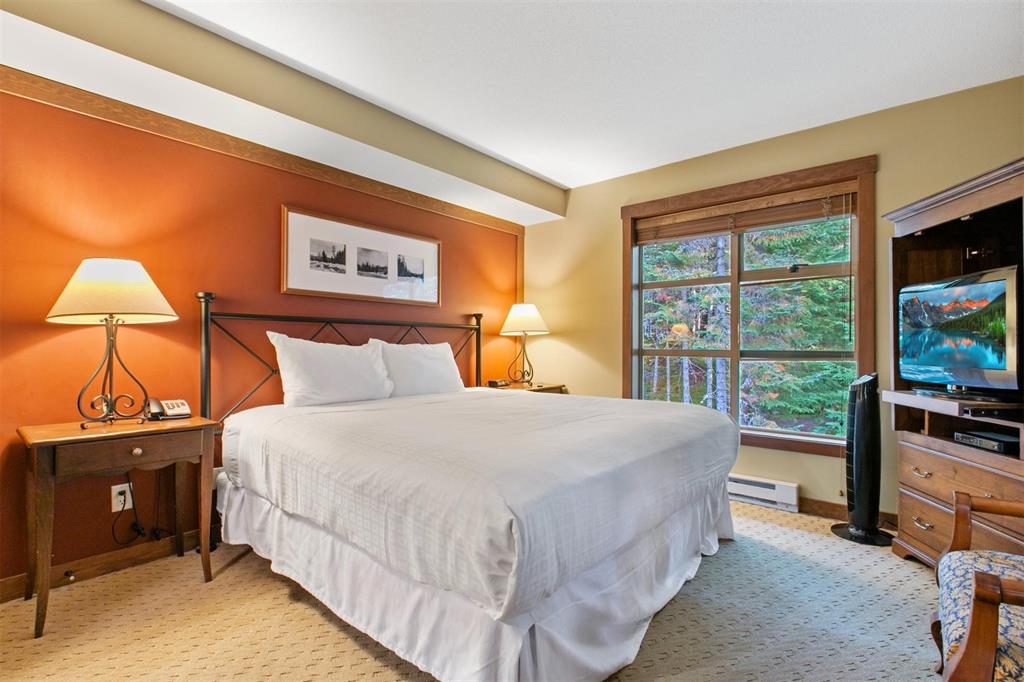 #405 G4 – 4653 Blackcomb Way