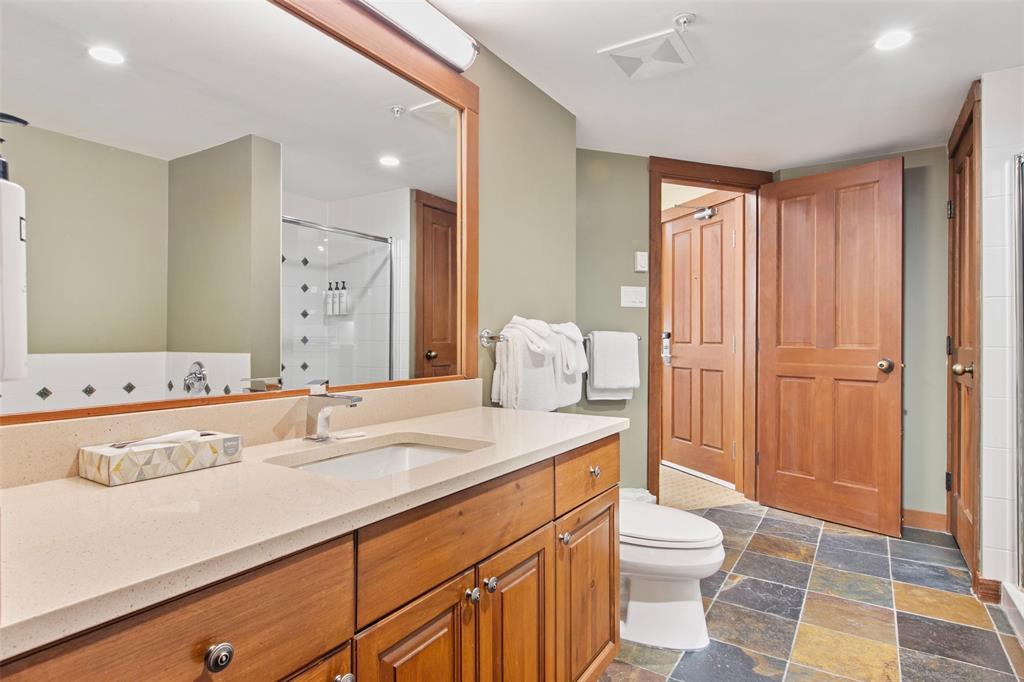 #405 G4 – 4653 Blackcomb Way