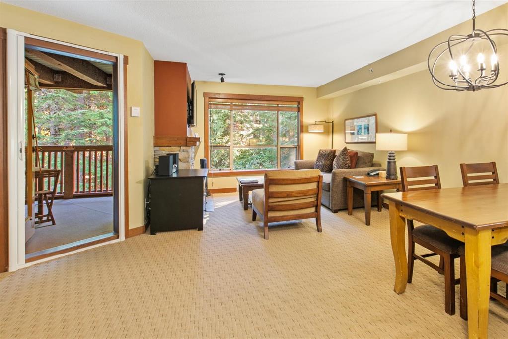 #405 G4 – 4653 Blackcomb Way