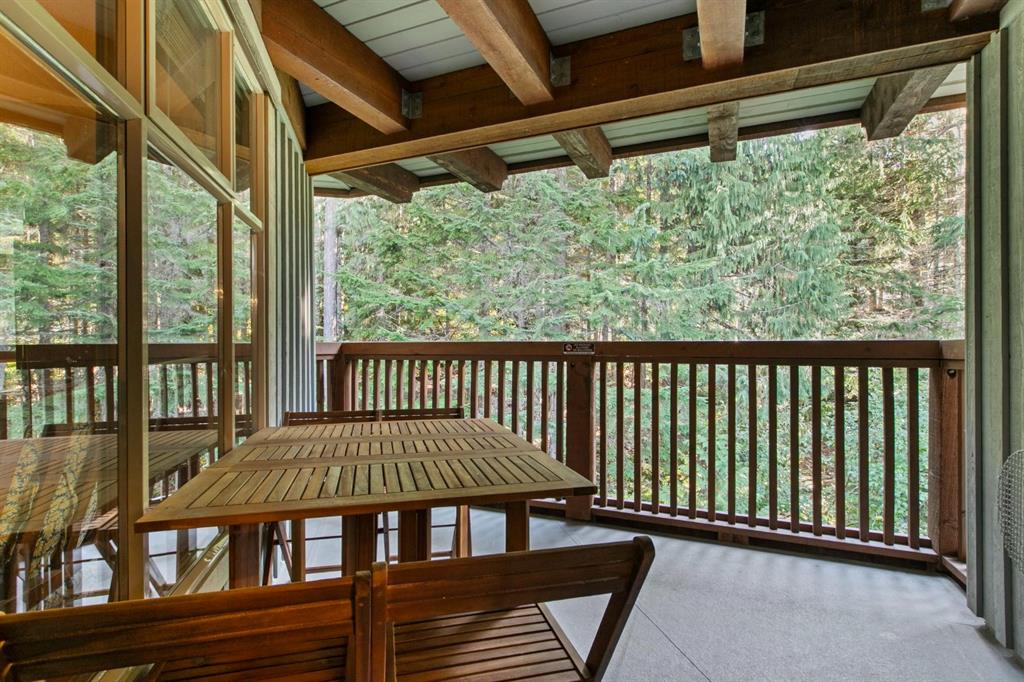 #405 G4 – 4653 Blackcomb Way