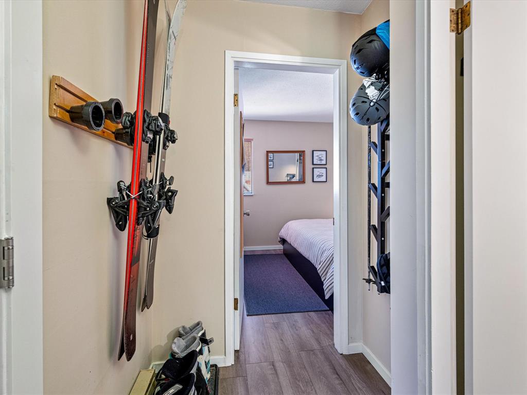 #4 – 2227 Sapporo Drive