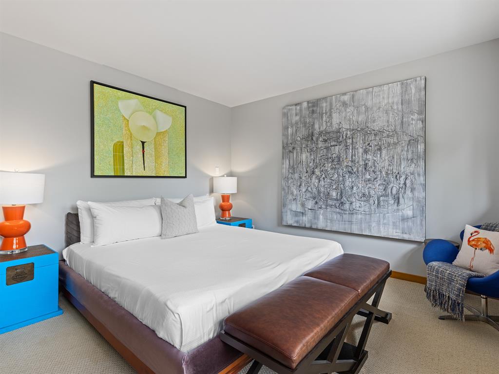 8107 Muirfield Crescent