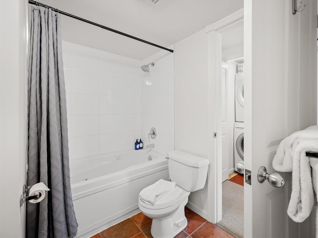 #98 – 4388 Northlands Boulevard