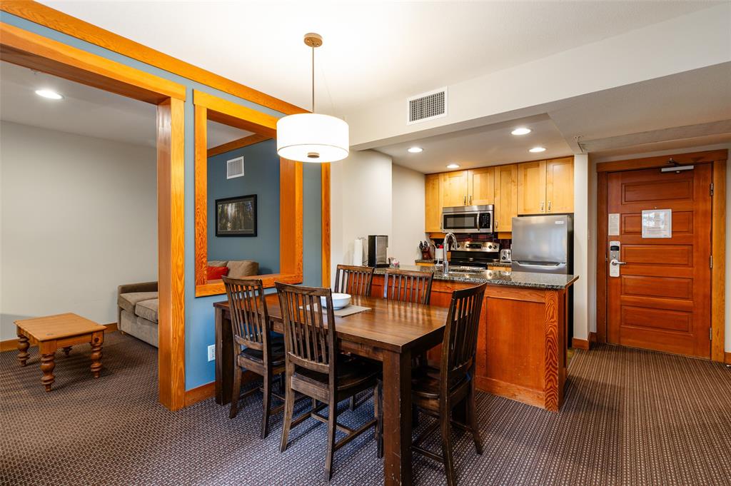 #315B – 2036 London Lane